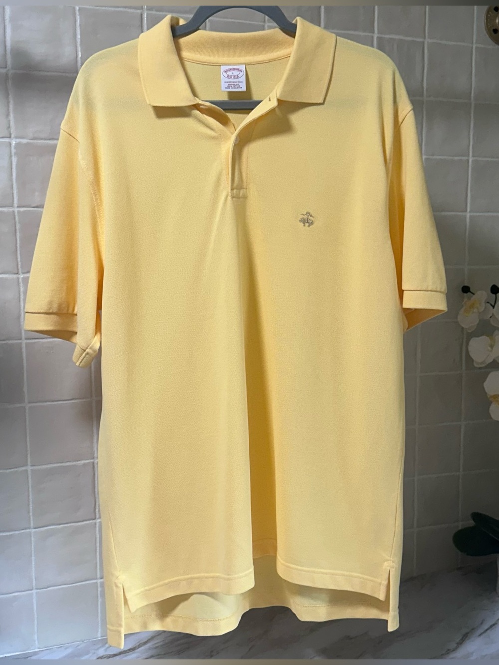 BROOKS BROTHERS Yellow Short Sleeve Performance Polo- Size L